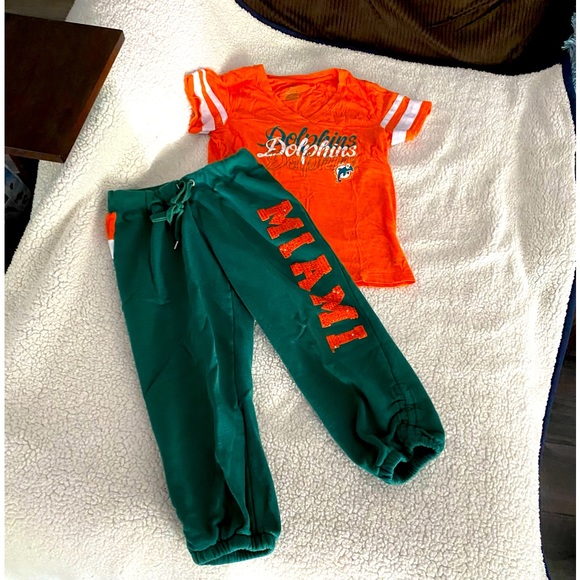 Other - Miami Dolphins NFL Women’s size M T-shirt/capri sweats set.(Incl. blanket)